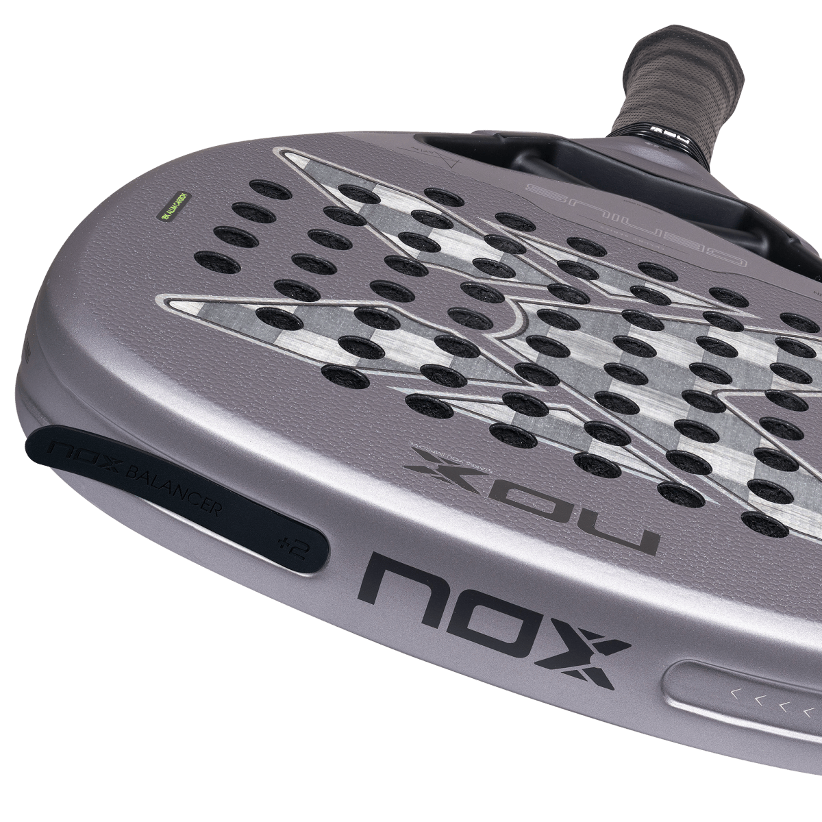 Pala NOX Genius Attack 18K Alum Agustín Tapia 2027 - imagen 13